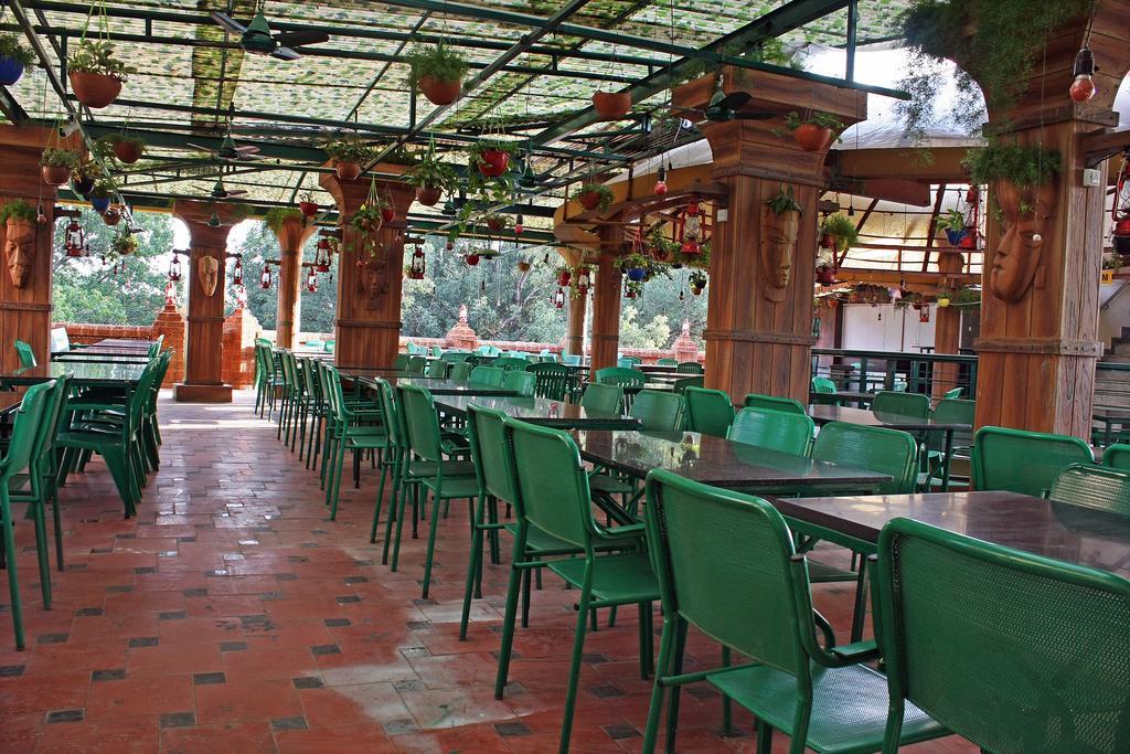 Parklane Hotel Mysore Exterior foto