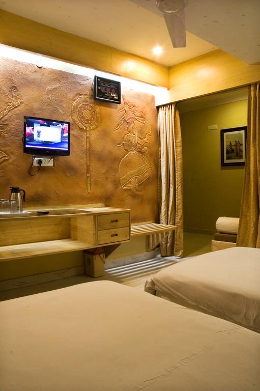 Parklane Hotel Mysore Quarto foto